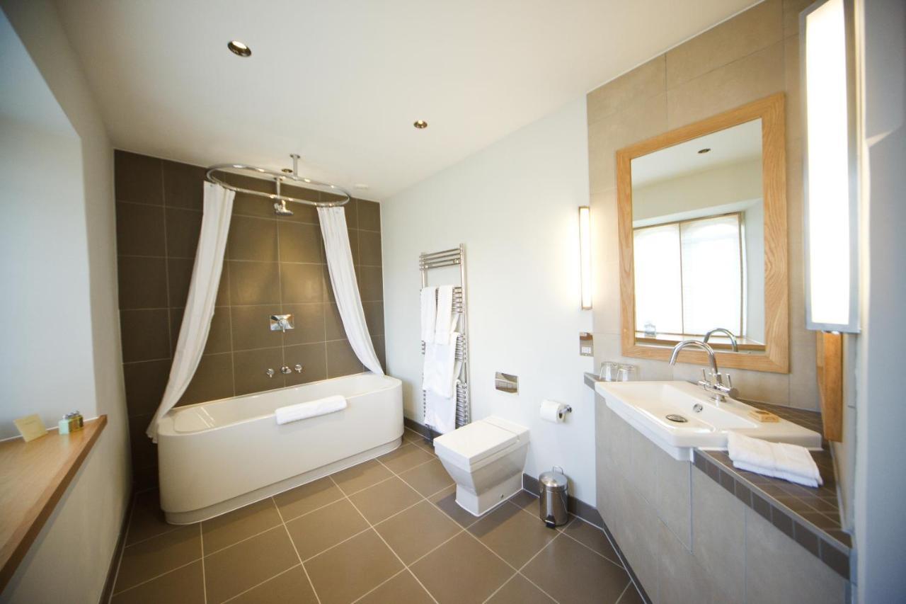 Leeds Castle Maiden'S Tower Bed & Breakfast Maidstone Exterior foto