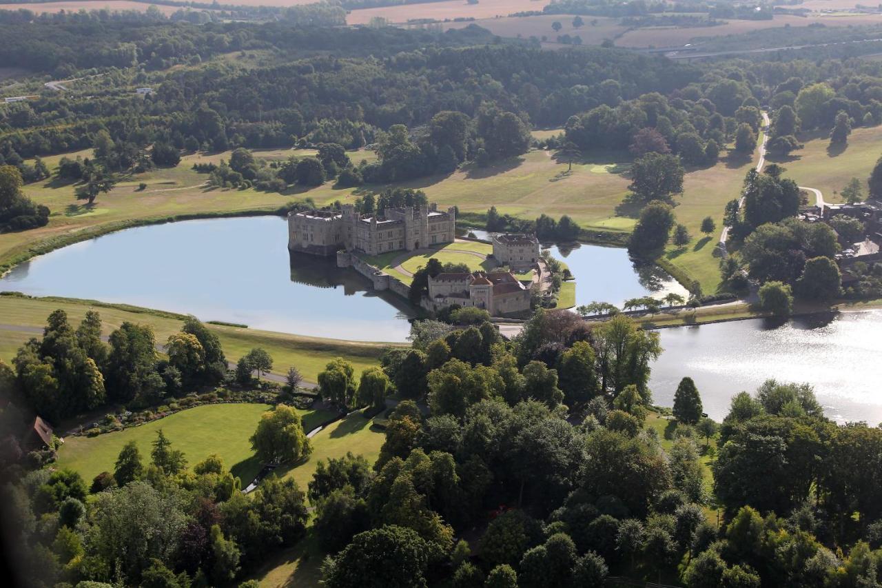 Leeds Castle Maiden'S Tower Bed & Breakfast Maidstone Exterior foto